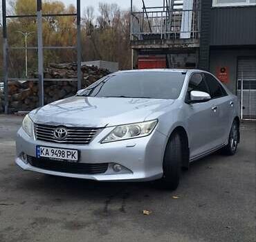 Серый Тойота Камри, объемом двигателя 2.49 л и пробегом 183 тыс. км за 14000 $, фото 7 на Automoto.ua