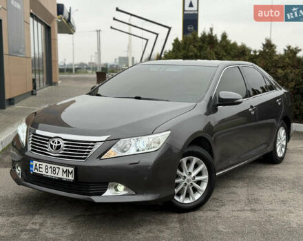 Серый Тойота Камри, объемом двигателя 2.5 л и пробегом 198 тыс. км за 13999 $, фото 11 на Automoto.ua