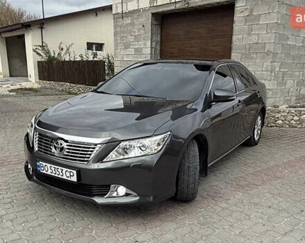 Серый Тойота Камри, объемом двигателя 2.49 л и пробегом 252 тыс. км за 11499 $, фото 6 на Automoto.ua