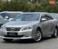 Серый Тойота Камри, объемом двигателя 2.49 л и пробегом 211 тыс. км за 12900 $, фото 1 на Automoto.ua