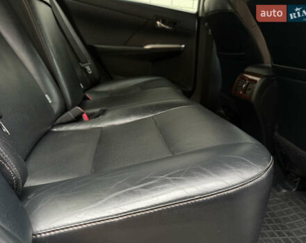 Серый Тойота Камри, объемом двигателя 2.5 л и пробегом 220 тыс. км за 12900 $, фото 18 на Automoto.ua