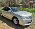 Сірий Тойота Камрі, об'ємом двигуна 2.5 л та пробігом 220 тис. км за 14200 $, фото 1 на Automoto.ua