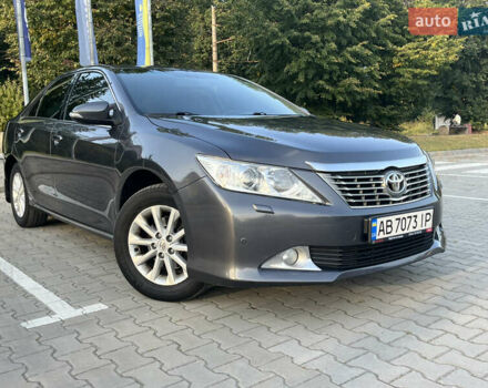 Серый Тойота Камри, объемом двигателя 2.5 л и пробегом 182 тыс. км за 13600 $, фото 17 на Automoto.ua