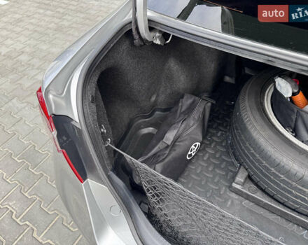 Тойота Камри 2012 в Киеве на Automoto.ua Серый Тойота Камри, объемом двигателя 2.49 л и пробегом 198 тыс. км за 15490 $, фото 77 на Automoto.ua