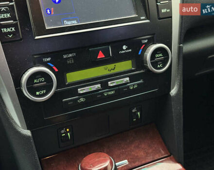 Серый Тойота Камри, объемом двигателя 2.5 л и пробегом 213 тыс. км за 14490 $, фото 24 на Automoto.ua