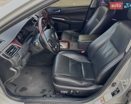 Тойота Камри 2012 в Киеве на Automoto.ua Серый Тойота Камри, объемом двигателя 2.49 л и пробегом 198 тыс. км за 15490 $, фото 31 на Automoto.ua