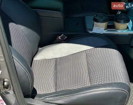 Сірий Тойота Камрі, об'ємом двигуна 2.49 л та пробігом 252 тис. км за 9800 $, фото 15 на Automoto.ua