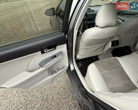 Серый Тойота Камри, объемом двигателя 2.49 л и пробегом 333 тыс. км за 11500 $, фото 6 на Automoto.ua