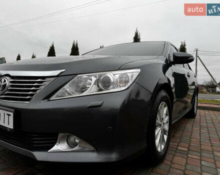 Сірий Тойота Камрі, об'ємом двигуна 2.49 л та пробігом 253 тис. км за 10799 $, фото 4 на Automoto.ua