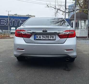 Серый Тойота Камри, объемом двигателя 2.49 л и пробегом 183 тыс. км за 14000 $, фото 8 на Automoto.ua