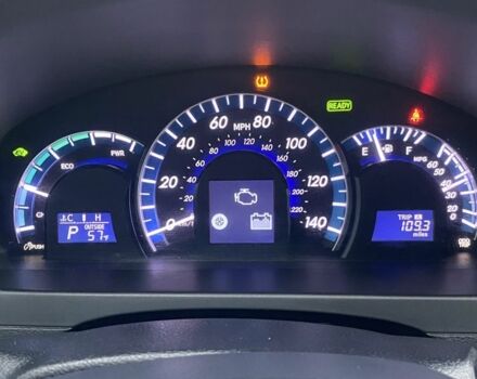 Серый Тойота Камри, объемом двигателя 2.5 л и пробегом 188 тыс. км за 12700 $, фото 19 на Automoto.ua