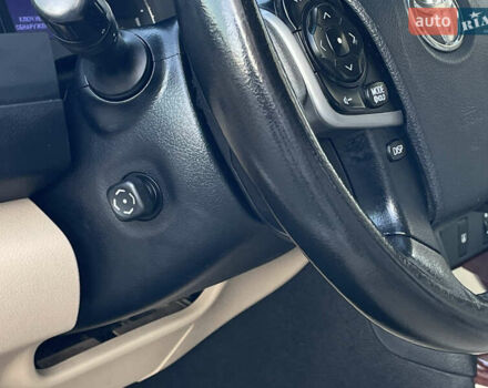 Сірий Тойота Камрі, об'ємом двигуна 3.5 л та пробігом 231 тис. км за 13400 $, фото 34 на Automoto.ua