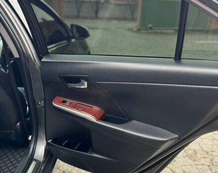 Сірий Тойота Камрі, об'ємом двигуна 2.49 л та пробігом 215 тис. км за 15000 $, фото 15 на Automoto.ua