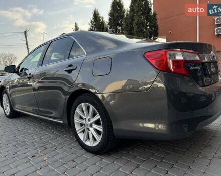 Сірий Тойота Камрі, об'ємом двигуна 2.5 л та пробігом 138 тис. км за 11950 $, фото 10 на Automoto.ua