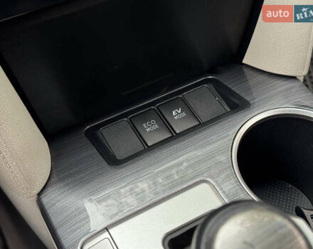 Сірий Тойота Камрі, об'ємом двигуна 2.49 л та пробігом 268 тис. км за 10990 $, фото 23 на Automoto.ua