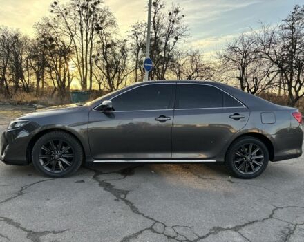 Серый Тойота Камри, объемом двигателя 2.5 л и пробегом 190 тыс. км за 11800 $, фото 5 на Automoto.ua