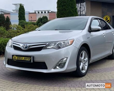 Серый Тойота Камри, объемом двигателя 2.5 л и пробегом 252 тыс. км за 12200 $, фото 2 на Automoto.ua