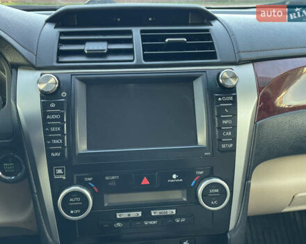 Сірий Тойота Камрі, об'ємом двигуна 3.5 л та пробігом 230 тис. км за 13700 $, фото 38 на Automoto.ua