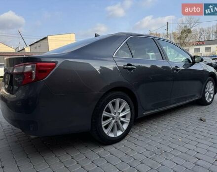 Сірий Тойота Камрі, об'ємом двигуна 2.5 л та пробігом 138 тис. км за 11950 $, фото 14 на Automoto.ua