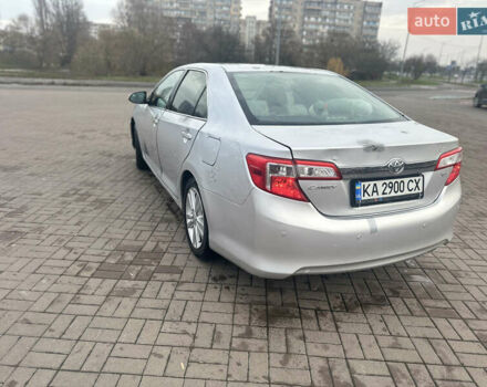 Сірий Тойота Камрі, об'ємом двигуна 2.49 л та пробігом 274 тис. км за 8000 $, фото 4 на Automoto.ua