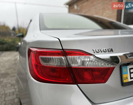 Серый Тойота Камри, объемом двигателя 2.5 л и пробегом 220 тыс. км за 12900 $, фото 10 на Automoto.ua