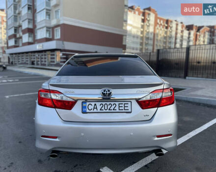 Сірий Тойота Камрі, об'ємом двигуна 3.5 л та пробігом 231 тис. км за 13400 $, фото 26 на Automoto.ua