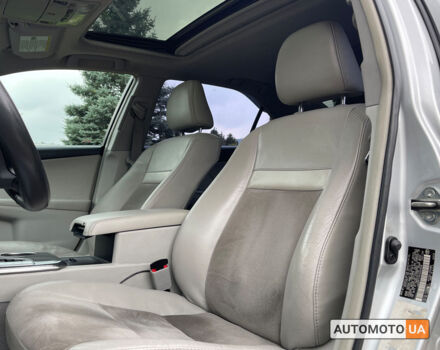 Серый Тойота Камри, объемом двигателя 2.5 л и пробегом 252 тыс. км за 12200 $, фото 10 на Automoto.ua