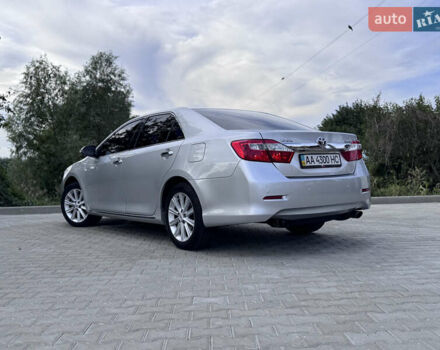 Тойота Камри 2012 в Киеве на Automoto.ua Серый Тойота Камри, объемом двигателя 2.49 л и пробегом 198 тыс. км за 15490 $, фото 12 на Automoto.ua