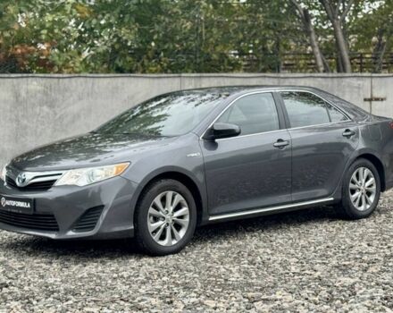 Сірий Тойота Камрі, об'ємом двигуна 2.5 л та пробігом 268 тис. км за 10990 $, фото 3 на Automoto.ua