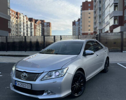 Сірий Тойота Камрі, об'ємом двигуна 3.5 л та пробігом 231 тис. км за 13400 $, фото 2 на Automoto.ua