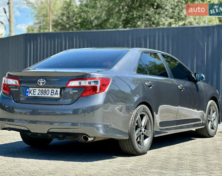 Сірий Тойота Камрі, об'ємом двигуна 2.49 л та пробігом 252 тис. км за 9800 $, фото 8 на Automoto.ua