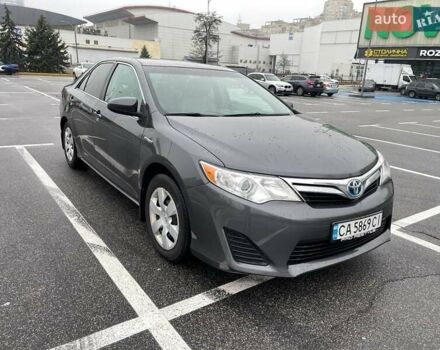 Серый Тойота Камри, объемом двигателя 2.49 л и пробегом 194 тыс. км за 11000 $, фото 17 на Automoto.ua