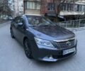 Серый Тойота Камри, объемом двигателя 2.5 л и пробегом 275 тыс. км за 9200 $, фото 1 на Automoto.ua
