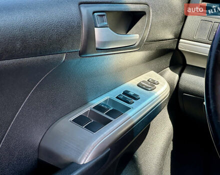 Сірий Тойота Камрі, об'ємом двигуна 2.49 л та пробігом 252 тис. км за 9800 $, фото 24 на Automoto.ua
