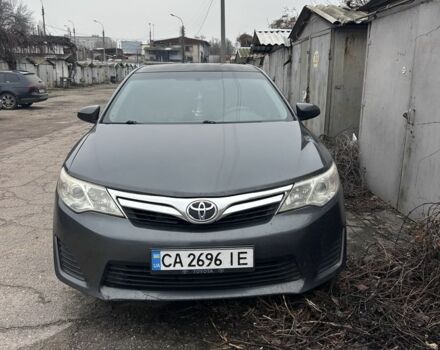 Сірий Тойота Камрі, об'ємом двигуна 2.5 л та пробігом 200 тис. км за 9700 $, фото 4 на Automoto.ua
