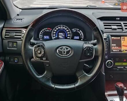 Сірий Тойота Камрі, об'ємом двигуна 2.5 л та пробігом 201 тис. км за 14556 $, фото 8 на Automoto.ua