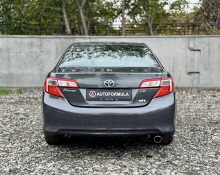 Сірий Тойота Камрі, об'ємом двигуна 2.5 л та пробігом 268 тис. км за 10990 $, фото 6 на Automoto.ua