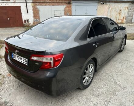 Серый Тойота Камри, объемом двигателя 2.5 л и пробегом 240 тыс. км за 8700 $, фото 4 на Automoto.ua