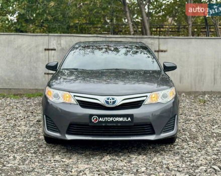 Сірий Тойота Камрі, об'ємом двигуна 2.49 л та пробігом 268 тис. км за 10990 $, фото 2 на Automoto.ua