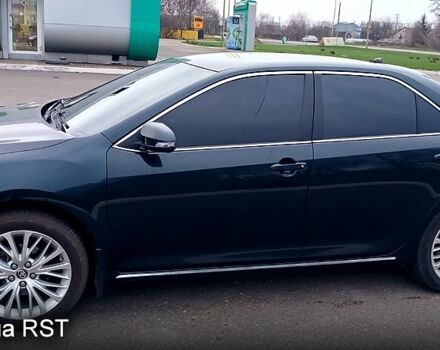 Серый Тойота Камри, объемом двигателя 2.5 л и пробегом 191 тыс. км за 14950 $, фото 2 на Automoto.ua