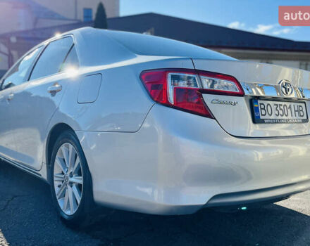 Серый Тойота Камри, объемом двигателя 2.5 л и пробегом 155 тыс. км за 13000 $, фото 6 на Automoto.ua