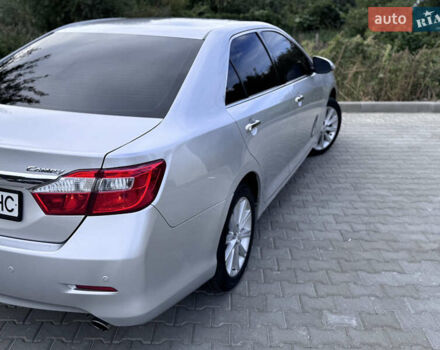 Тойота Камри 2012 в Киеве на Automoto.ua Серый Тойота Камри, объемом двигателя 2.49 л и пробегом 198 тыс. км за 15490 $, фото 17 на Automoto.ua