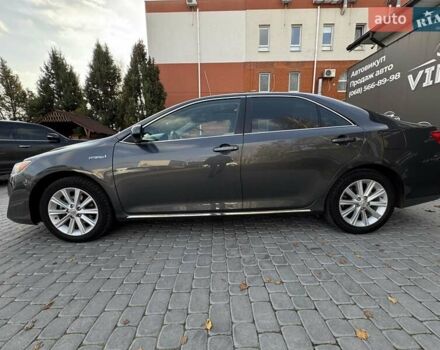 Сірий Тойота Камрі, об'ємом двигуна 2.5 л та пробігом 138 тис. км за 11950 $, фото 4 на Automoto.ua