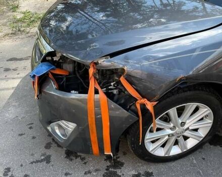 Серый Тойота Камри, объемом двигателя 2.49 л и пробегом 229 тыс. км за 12800 $, фото 8 на Automoto.ua