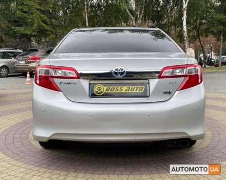 Серый Тойота Камри, объемом двигателя 2.5 л и пробегом 252 тыс. км за 12200 $, фото 5 на Automoto.ua