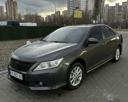 Сірий Тойота Камрі, об'ємом двигуна 2.49 л та пробігом 220 тис. км за 11500 $, фото 1 на Automoto.ua