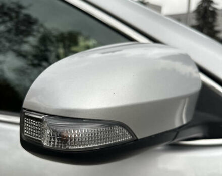 Серый Тойота Камри, объемом двигателя 2.49 л и пробегом 271 тыс. км за 12500 $, фото 7 на Automoto.ua