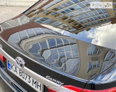 Серый Тойота Камри, объемом двигателя 2.5 л и пробегом 236 тыс. км за 13700 $, фото 200 на Automoto.ua