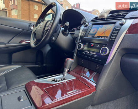 Тойота Камри 2012 в Киеве на Automoto.ua Серый Тойота Камри, объемом двигателя 2.49 л и пробегом 198 тыс. км за 15490 $, фото 60 на Automoto.ua