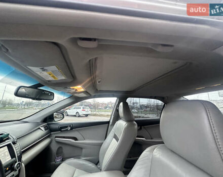 Сірий Тойота Камрі, об'ємом двигуна 2.49 л та пробігом 274 тис. км за 8000 $, фото 10 на Automoto.ua